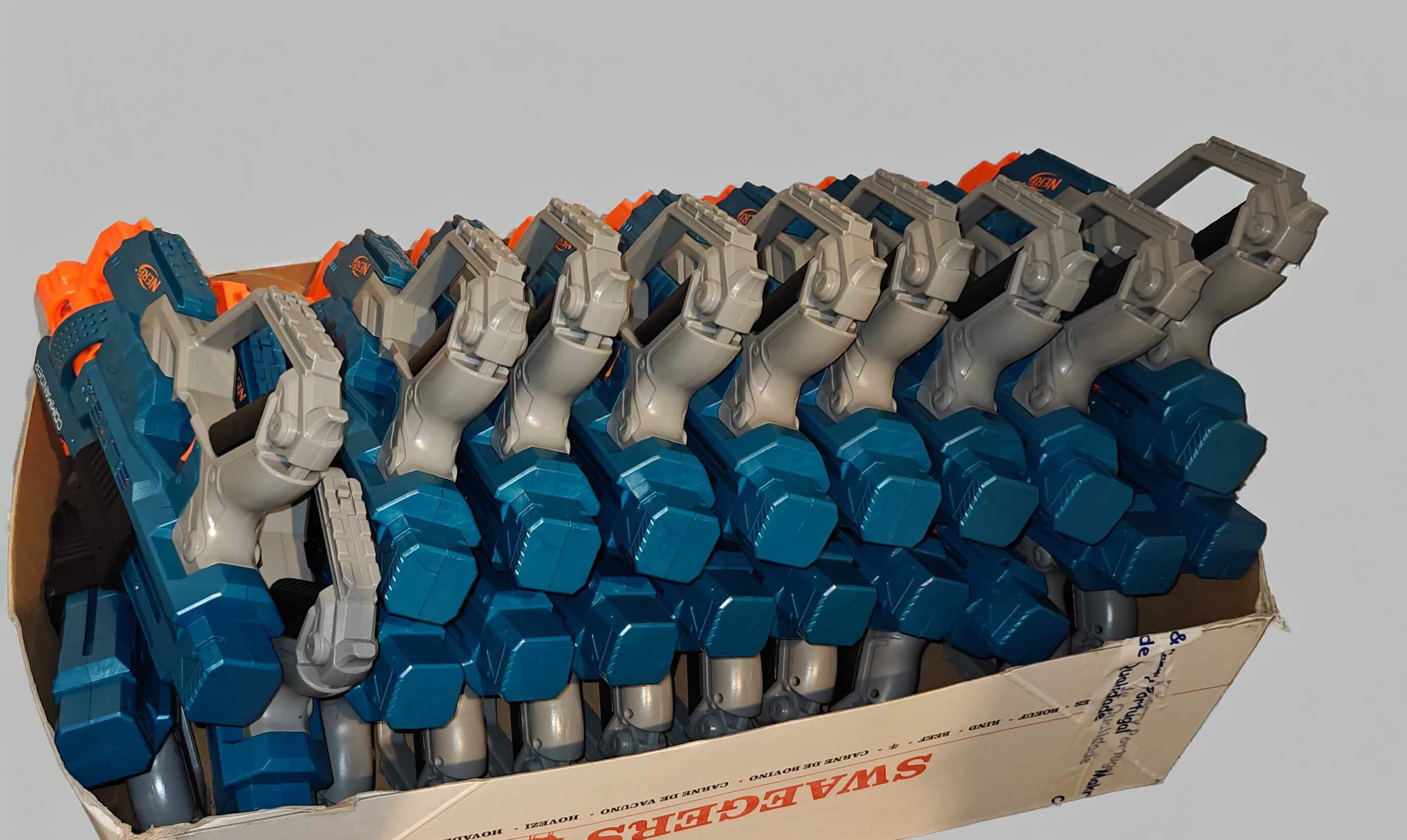 Blasters Nerf alinhados